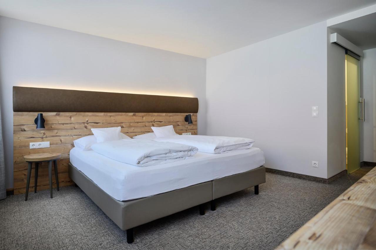 Aparthotel Rose Ellwangen Bagian luar foto