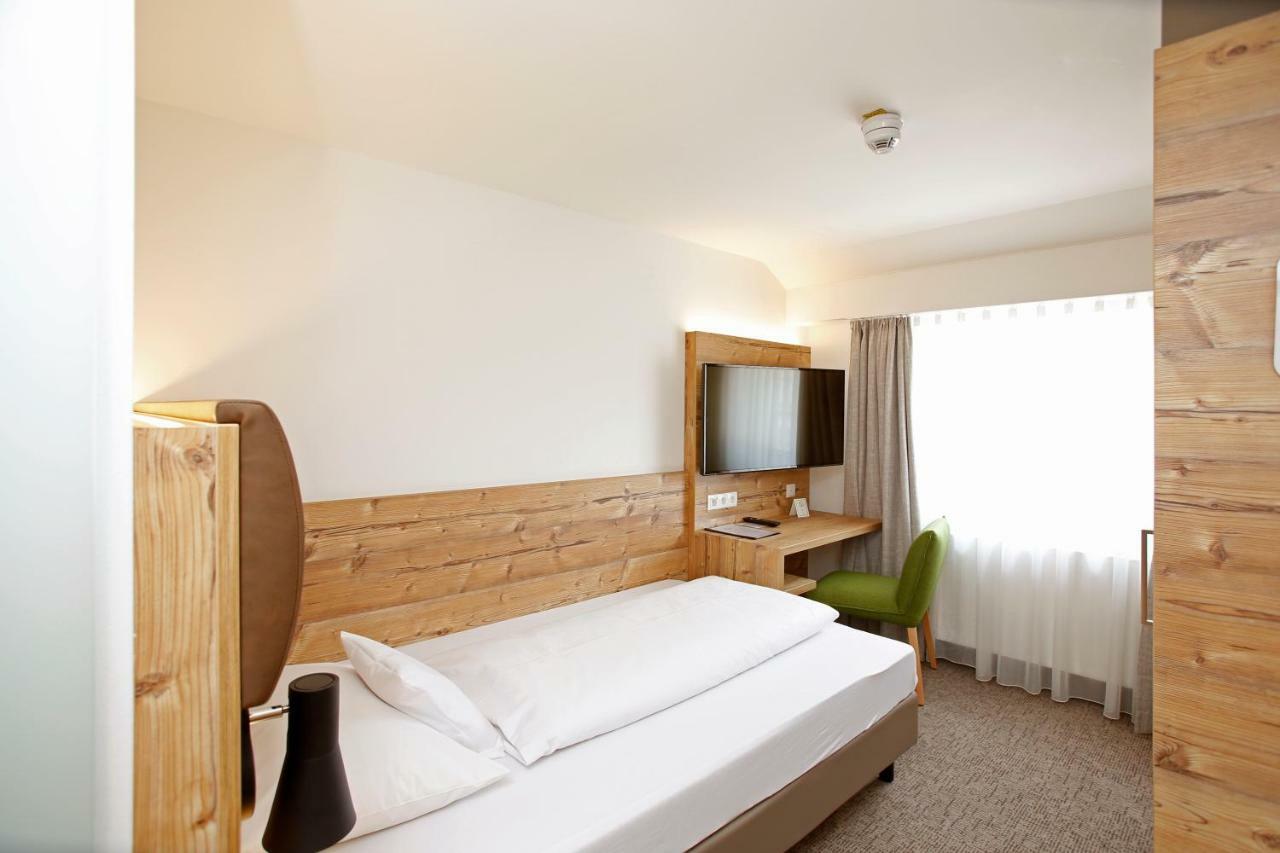 Aparthotel Rose Ellwangen Bagian luar foto