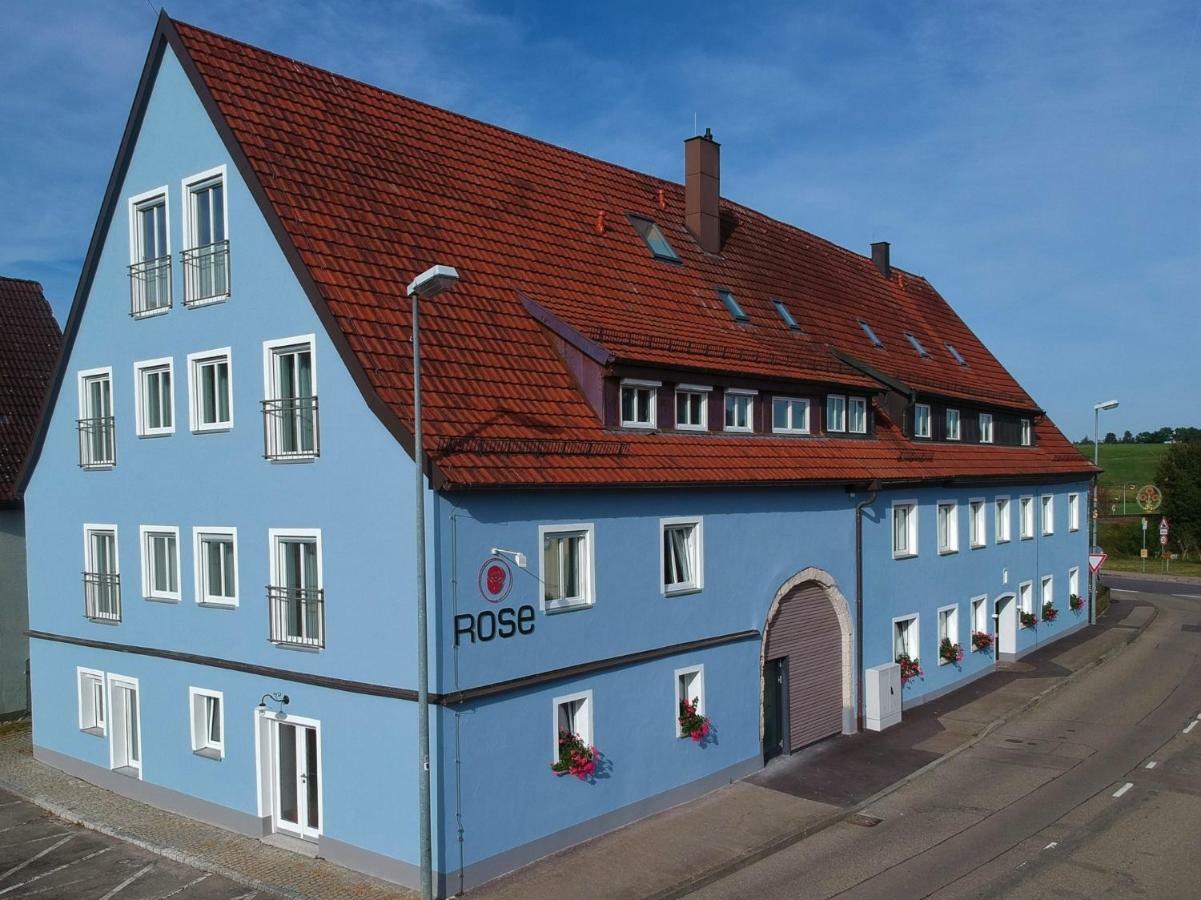 Aparthotel Rose Ellwangen Bagian luar foto